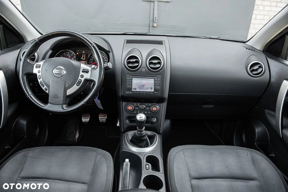 Nissan Qashqai 2.0 360 - 6