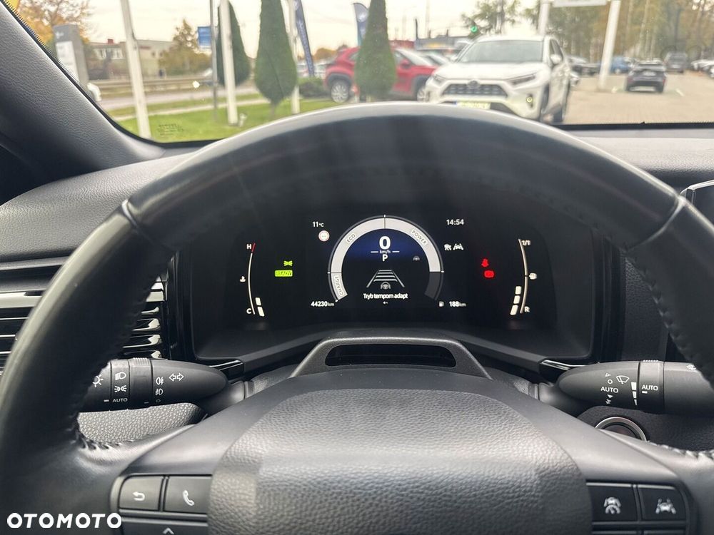 Toyota Camry - 21