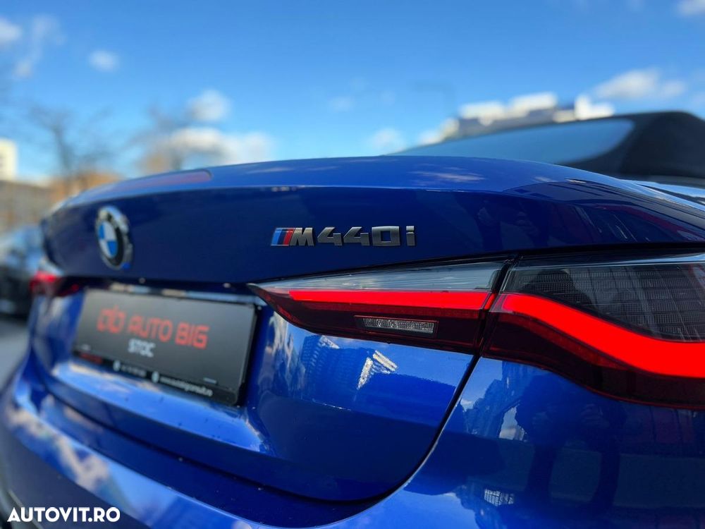 BMW M4 M440i xDrive AT MHEV - 12