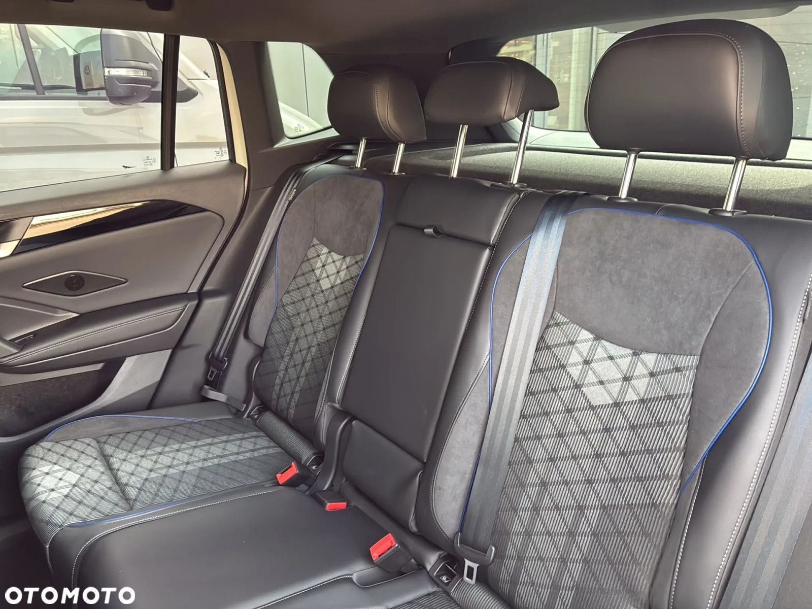 Volkswagen Tiguan - 7