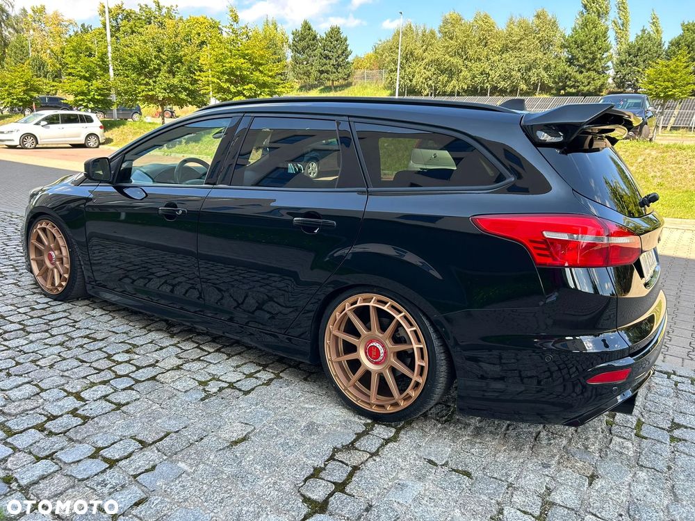 Ford Focus 1.5 EcoBoost STart-Stopp-System ST-Line - 24