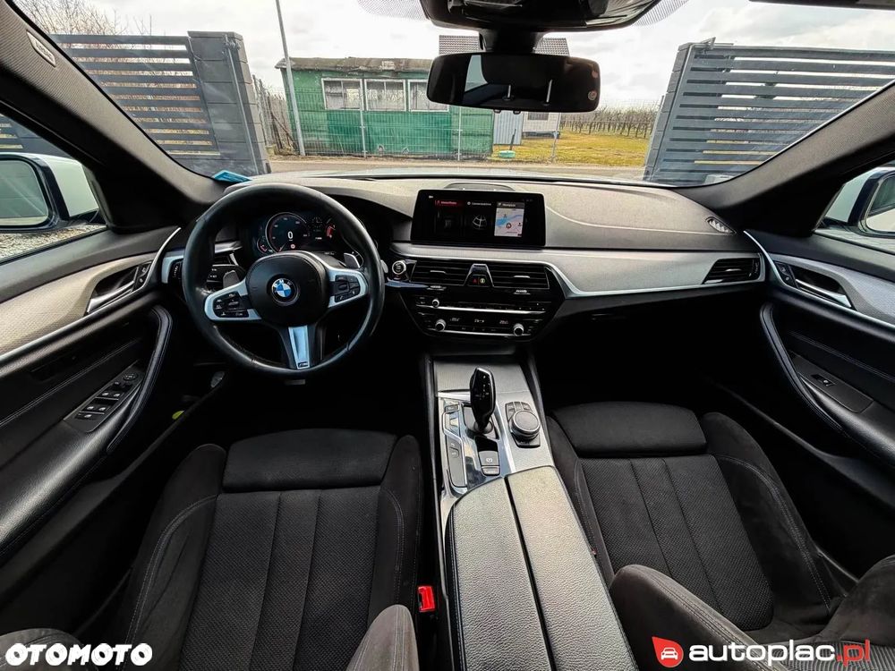 BMW Seria 5 520d M Sport sport - 35