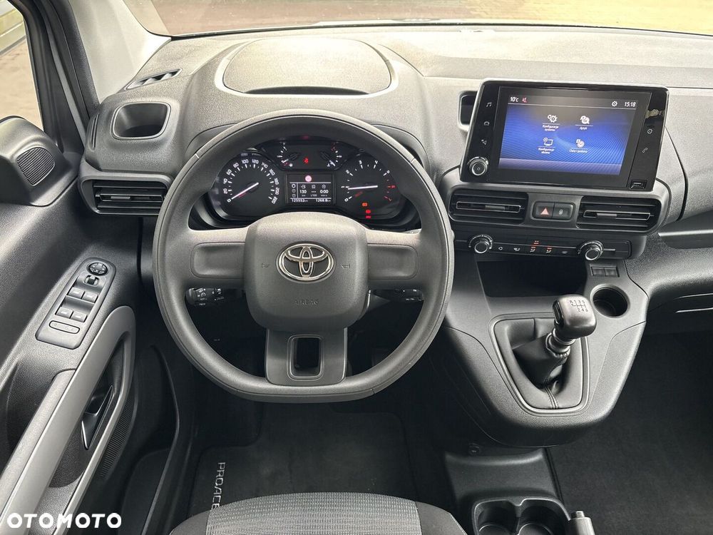 Toyota Proace City Verso Long 1.5 D-4D Business - 15