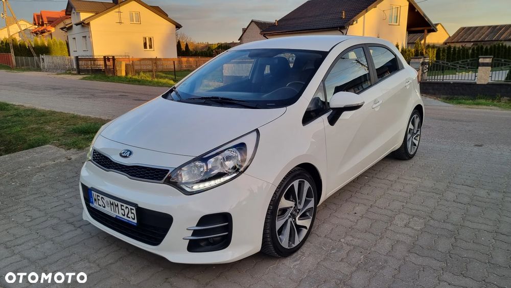 Kia Rio 1.2 Dream Team Edition - 3