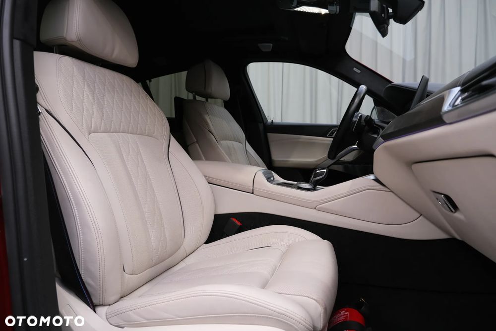 BMW X6 xDrive30d mHEV - 21