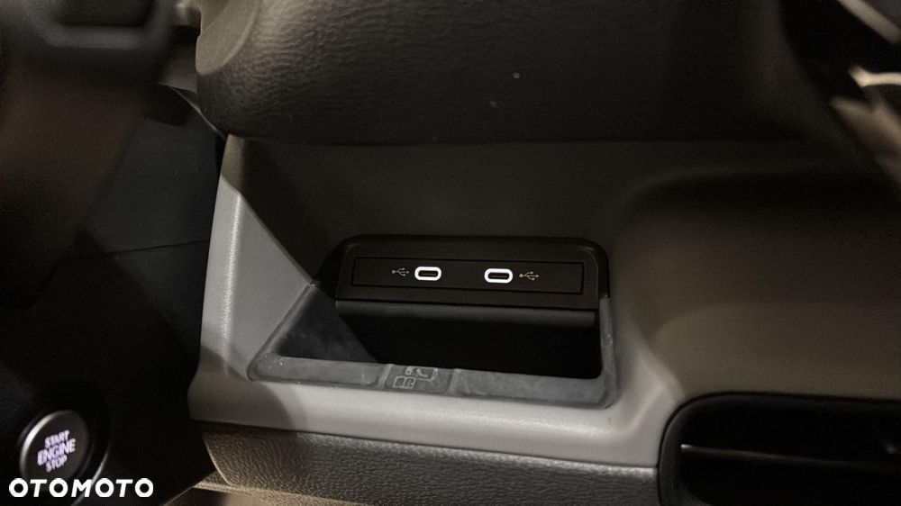 Volkswagen ID. Buzz 82kWh Pro - 28