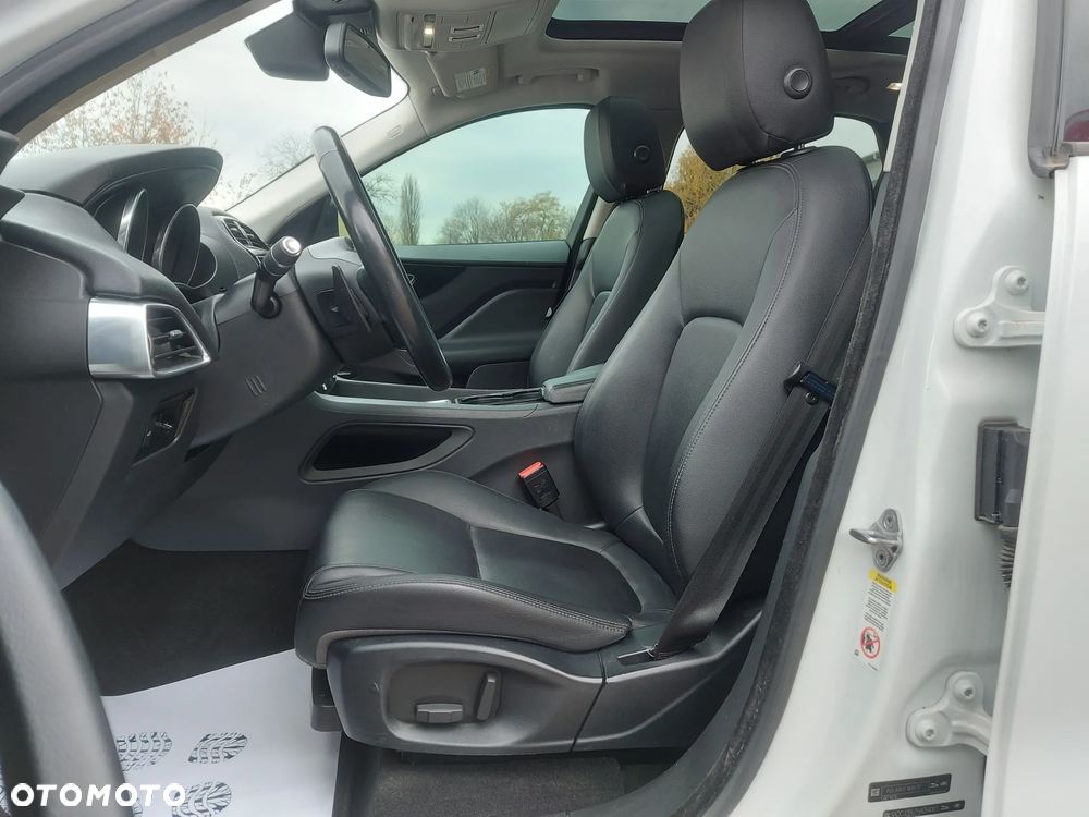 Jaguar F-Pace 3.0 V6 AWD Prestige - 11