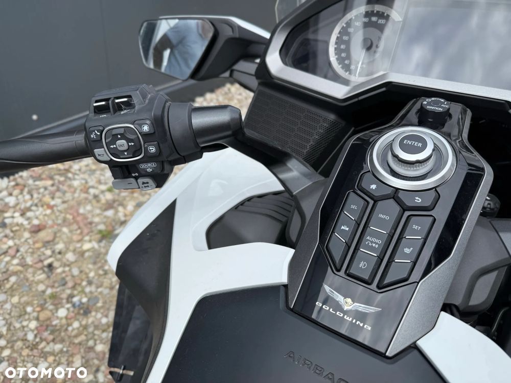 Honda GL - 10