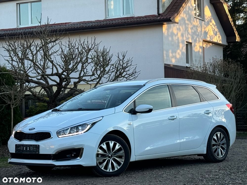 Kia Ceed 1.6 CRDi 136 ISG Platinum Edition - 2