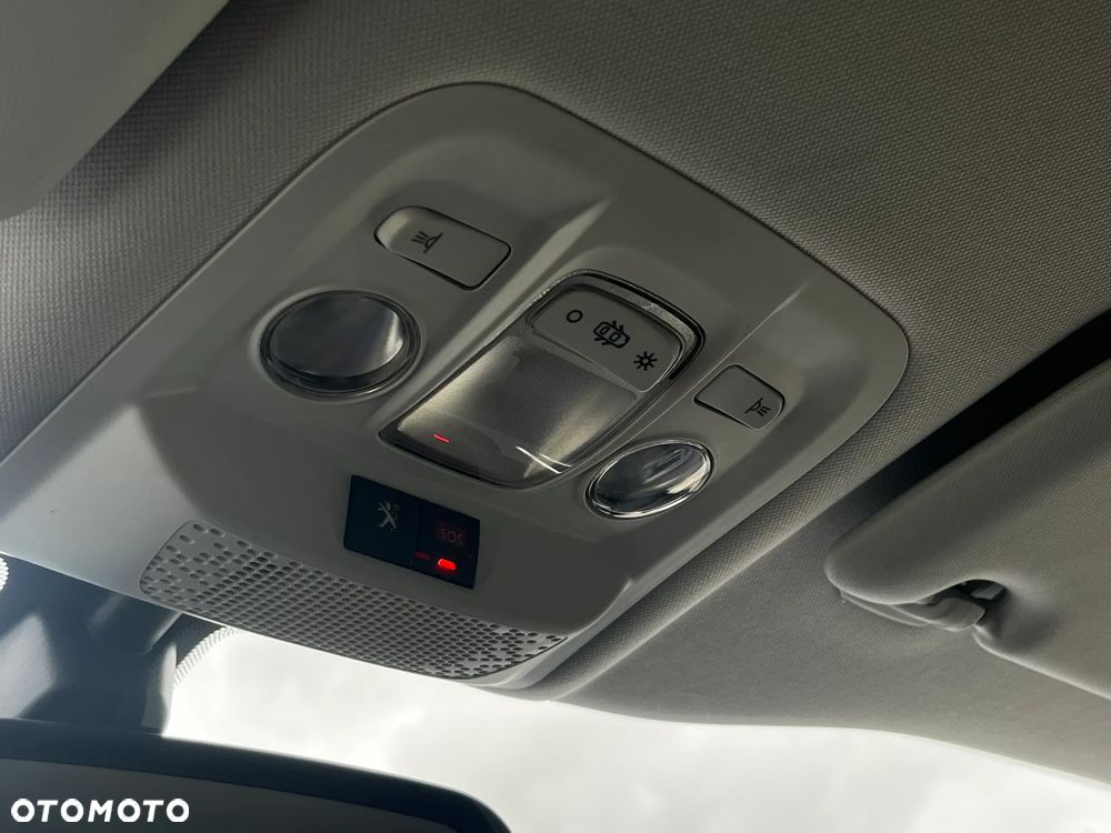Peugeot 2008 PureTech 82 Style - 34