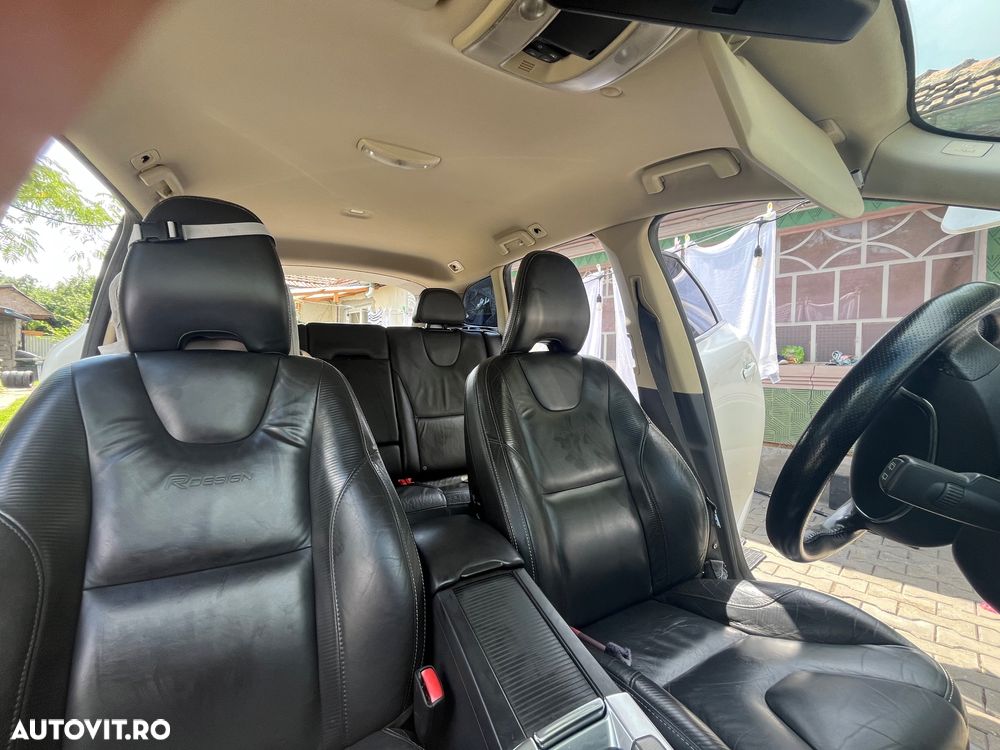 Volvo XC 60 D5AWD R-Design - 5