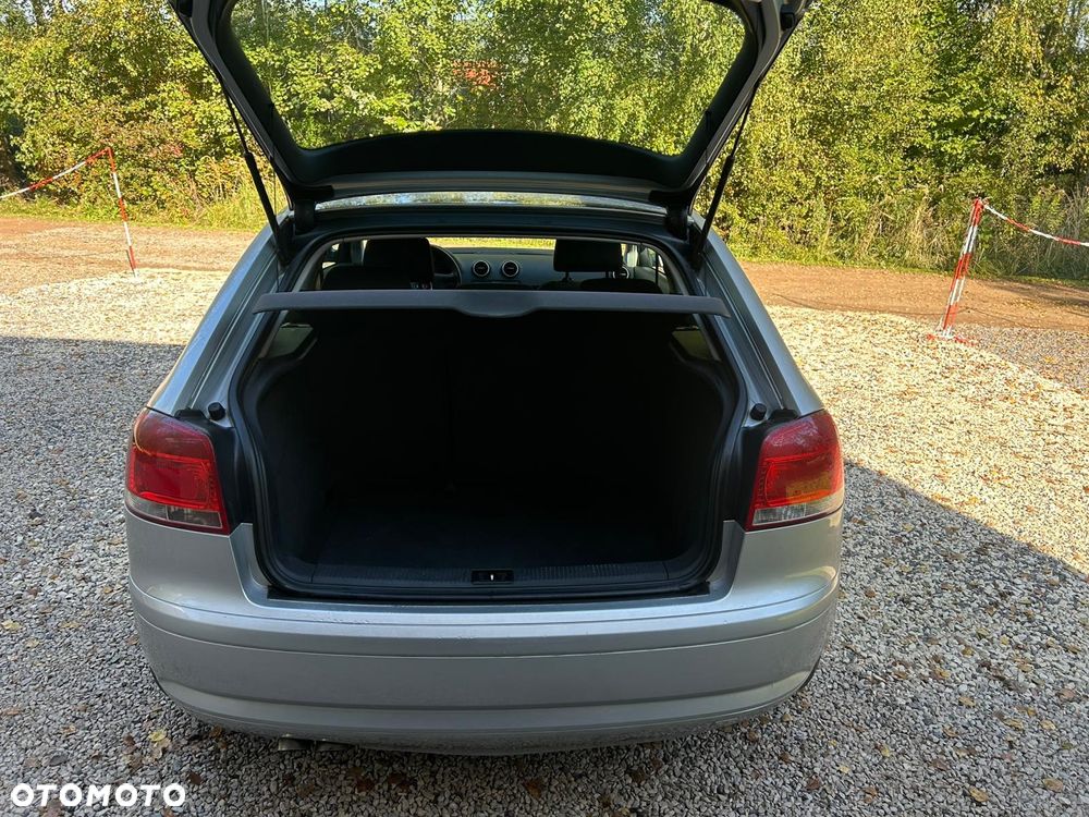 Audi A3 1.9 TDI Ambiente - 6