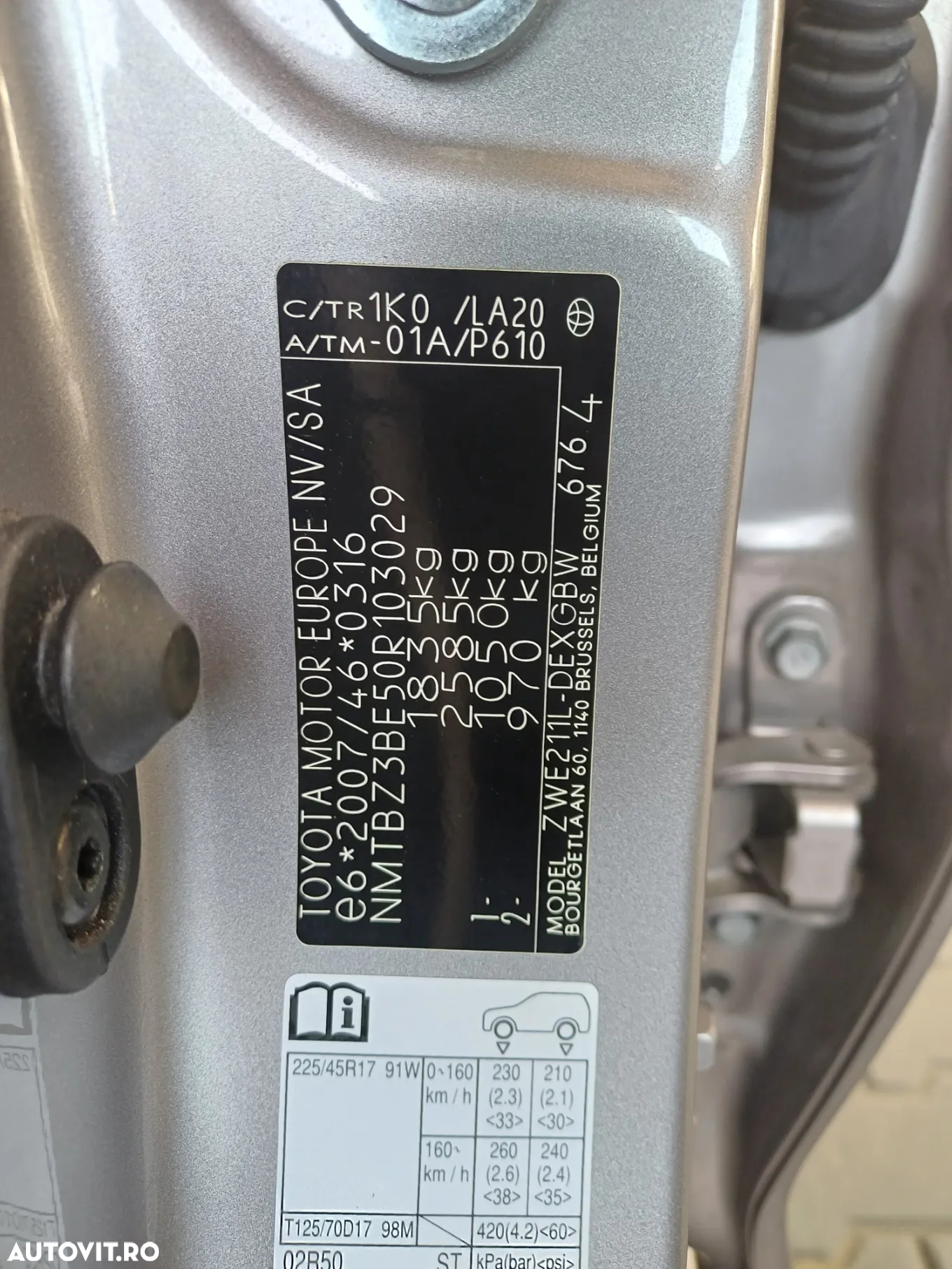 Toyota Corolla 1.8 HSD Dynamic - 29