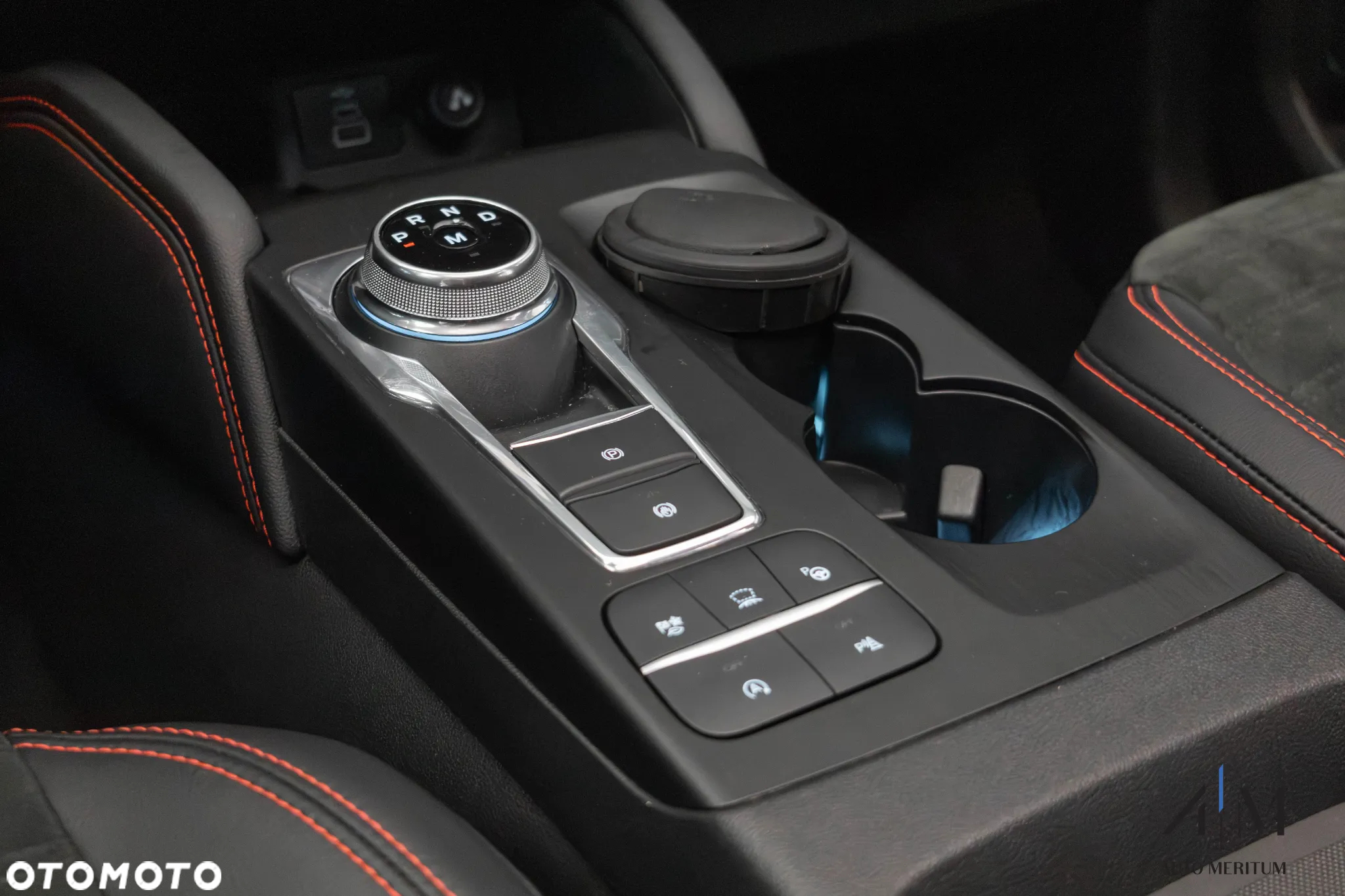 Ford Kuga 2.0 EcoBlue 4x4 ST-LINE X - 20