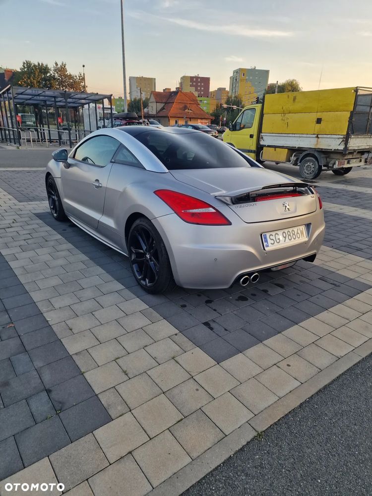 Peugeot RCZ - 3