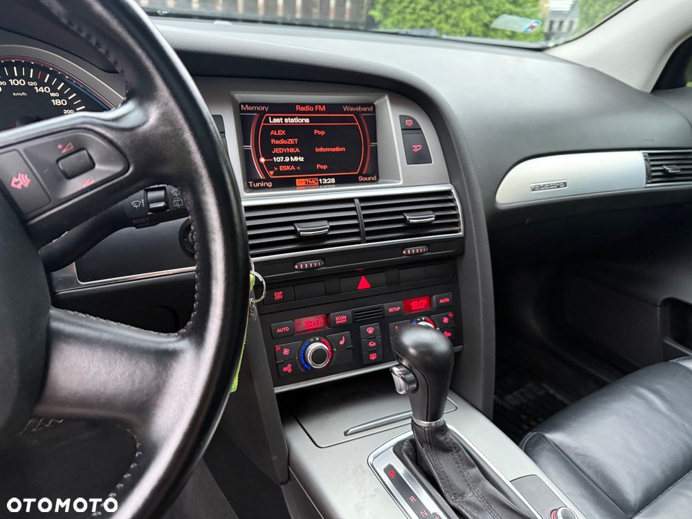 Audi A6 Avant - 17