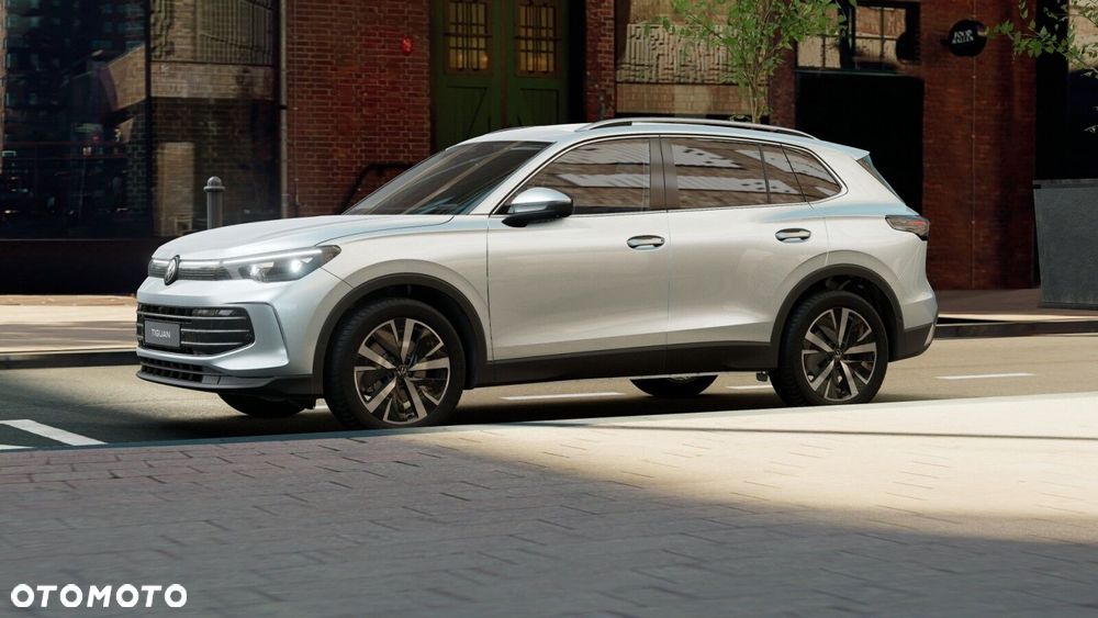 Volkswagen Tiguan - 2