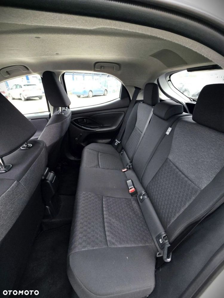 Toyota Yaris Hybrid 1.5 Comfort - 16