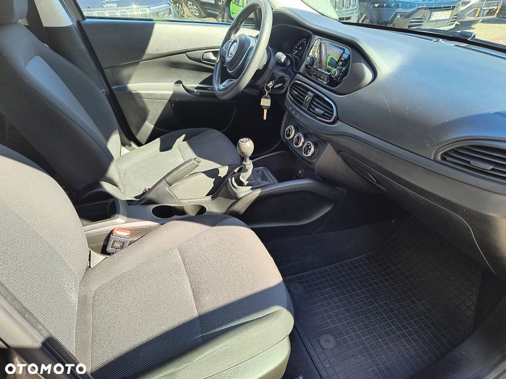 Fiat Tipo 1.4 16v Pop EU6d - 10