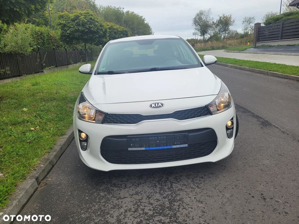 Kia Rio - 4