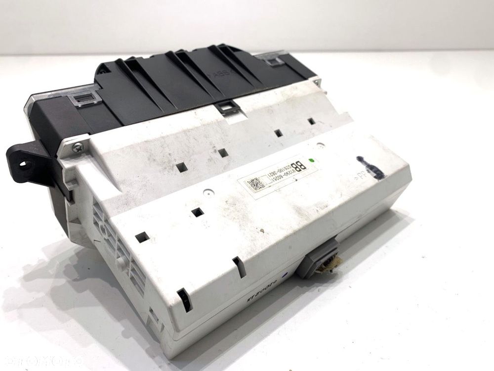 WYŚWIETLACZ  TOYOTA LAND CRUISER PRADO (_J12_) 2002 - 2010 3.0 D-4D (KDJ120, KDJ125, KDJ121) 127 kW - 3