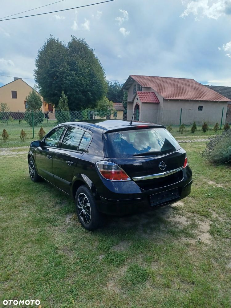 Opel Astra 1.4 Edition - 4