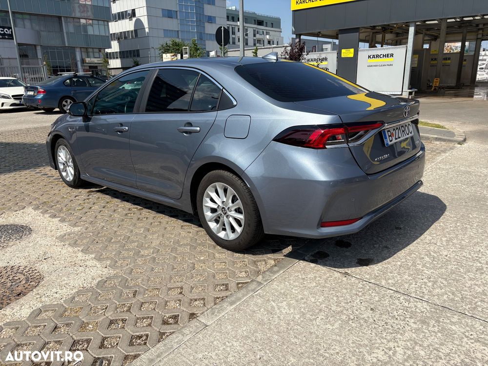 Toyota Corolla 1.8 HEV Dynamic - 4