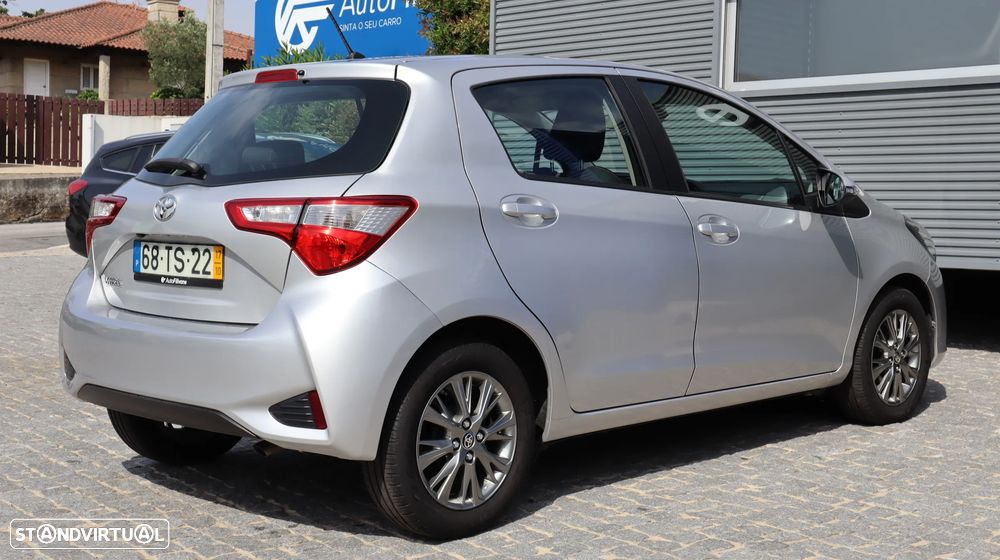 Toyota Yaris 1.4 D-4D Comfort - 16