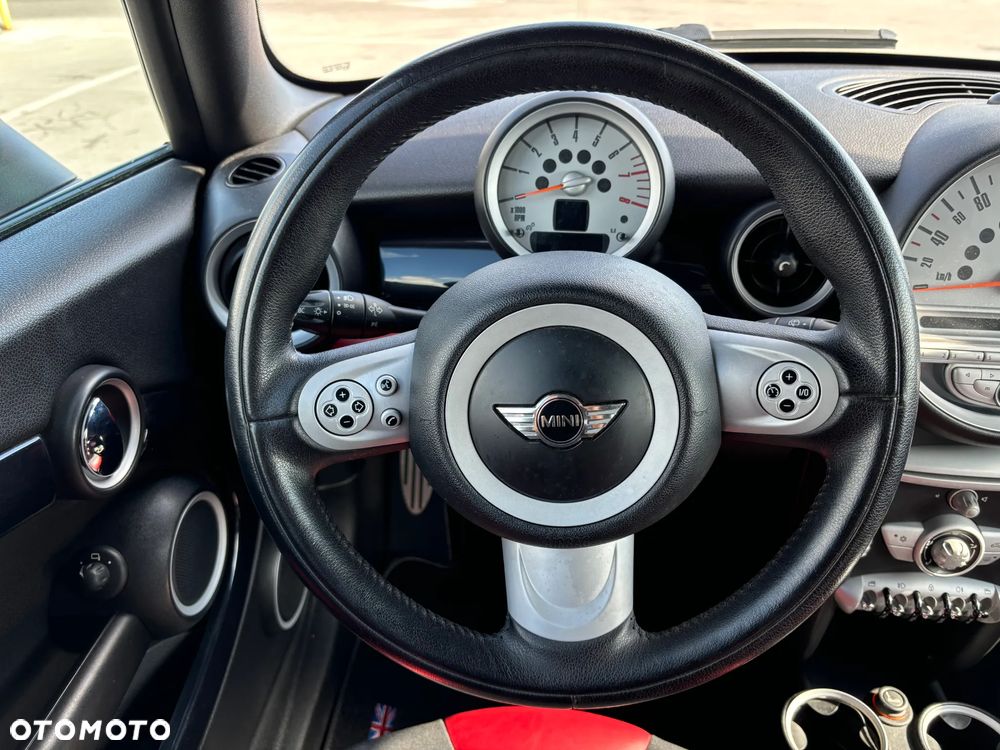 MINI Cooper S 50 Camden - 10