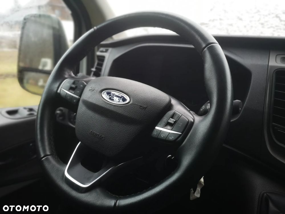 Ford Transit - 18
