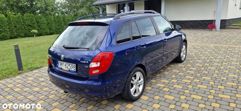 Skoda Fabia 1.2 TSI FAMILY Green tec - 3