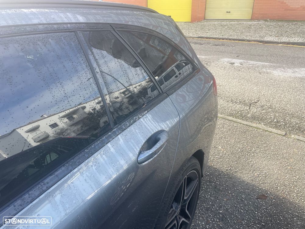 Mercedes-Benz C 300 BlueTEC Hybrid AMG Line - 5