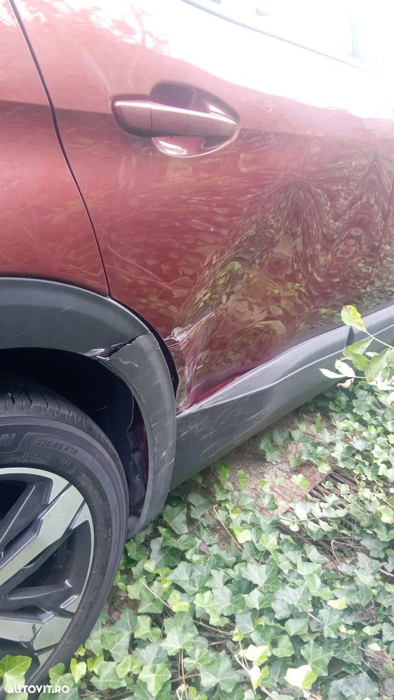 Peugeot 3008 1.5 BlueHDI 130 S&S EAT8 Allure - 7