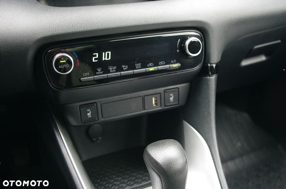 Toyota Yaris 1.5 Dynamic CVT - 7