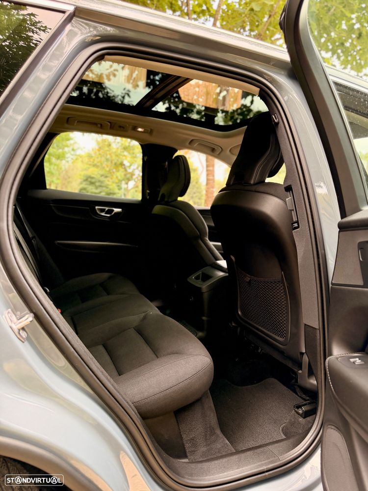 Volvo XC 60 T6 AWD Recharge Geartronic Inscription - 12
