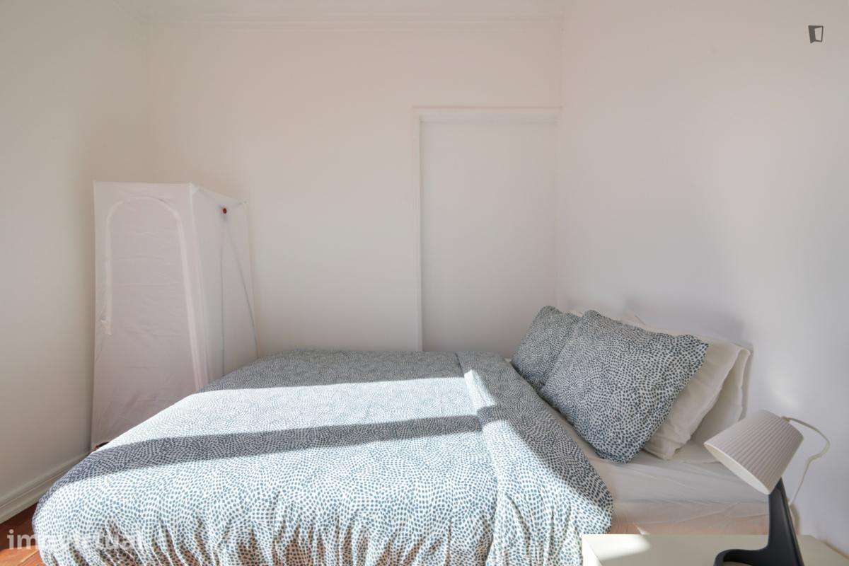 Quarto - localizado em Entrecampos Lisbon - Grande imagem: 2/26