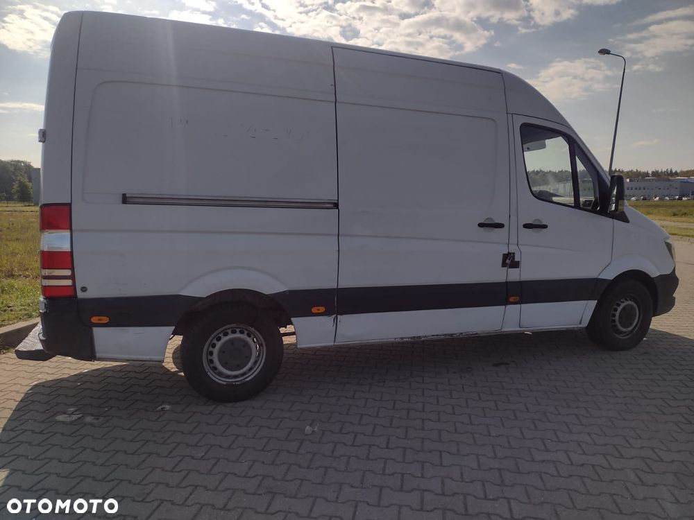 Mercedes-Benz Sprinter - 5