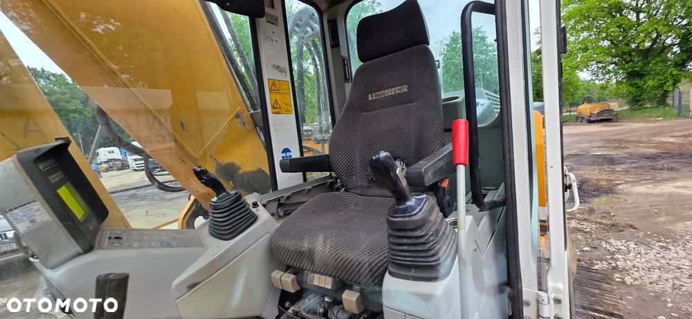 Liebherr R 924 B HDSL - 13