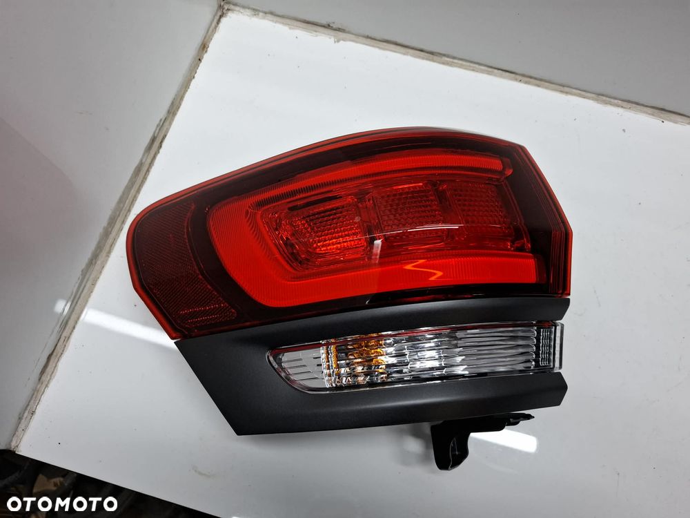 LEWA TYLNA TYŁ JEEP GRAND CHEROKEE TRAILHAWK WK TK p68316191ac - 1
