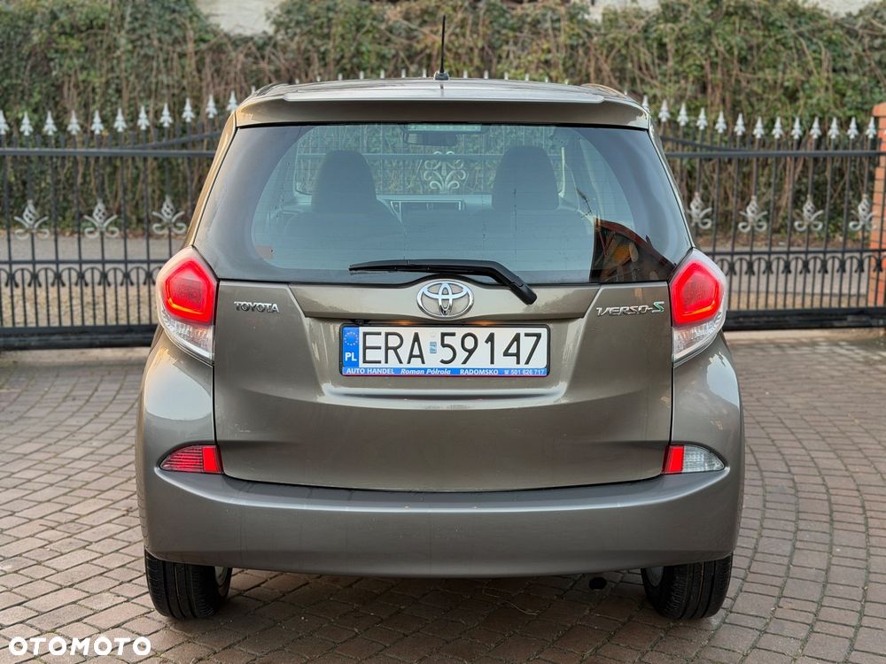 Toyota Verso S 1.33 VVT-i - 5