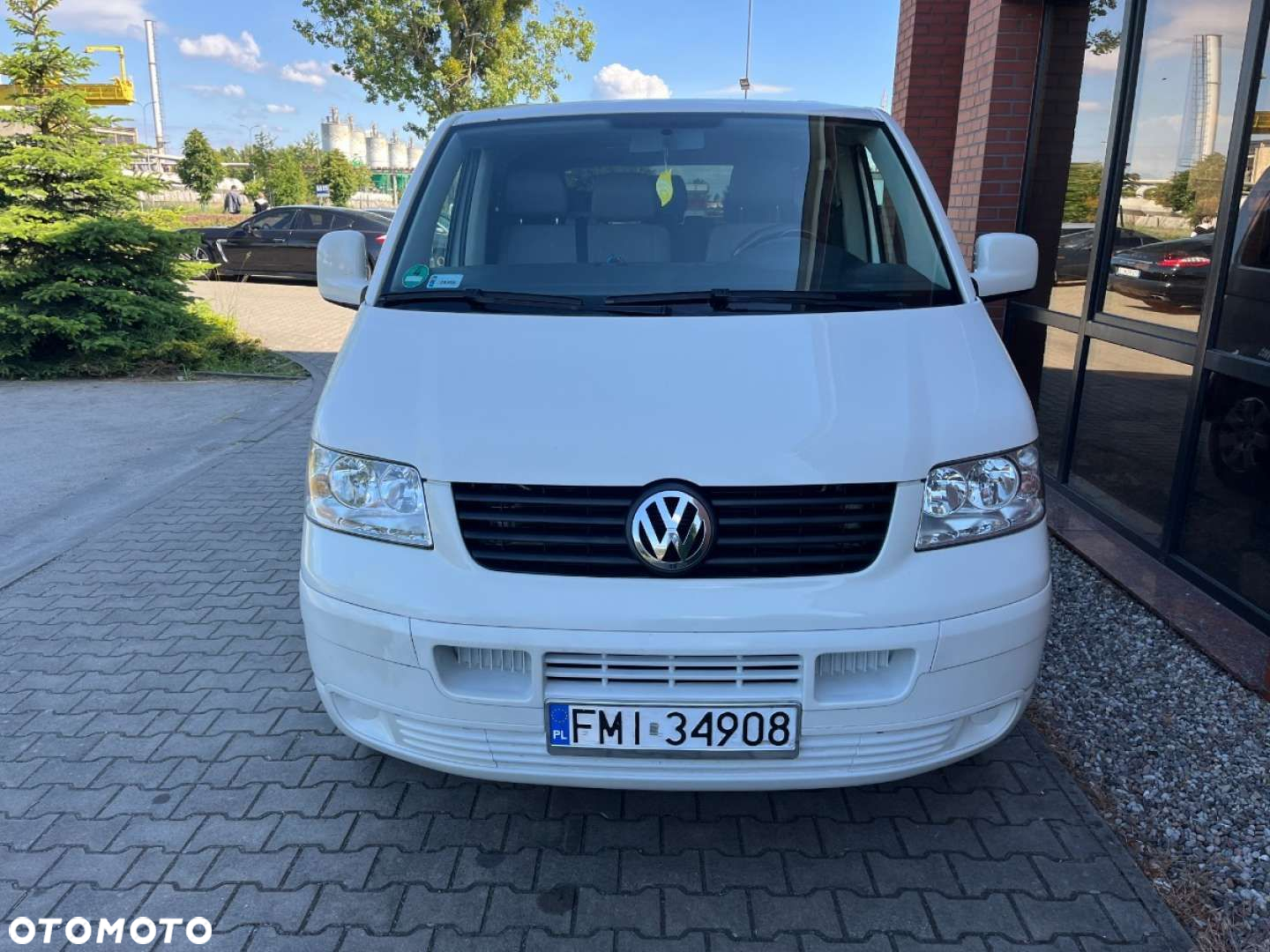 Volkswagen Caravelle - 5