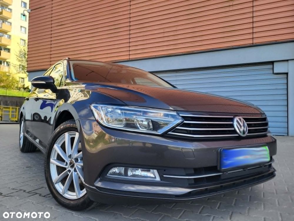 Volkswagen Passat 2.0 TDI SCR DSG Highline - 2