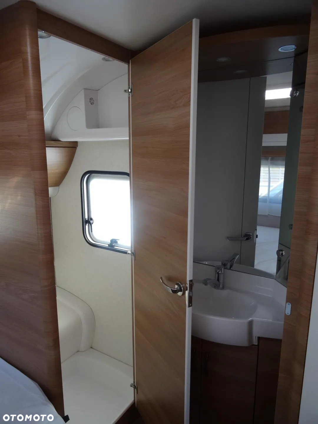 Hobby 560 KMFe De Luxe - 19