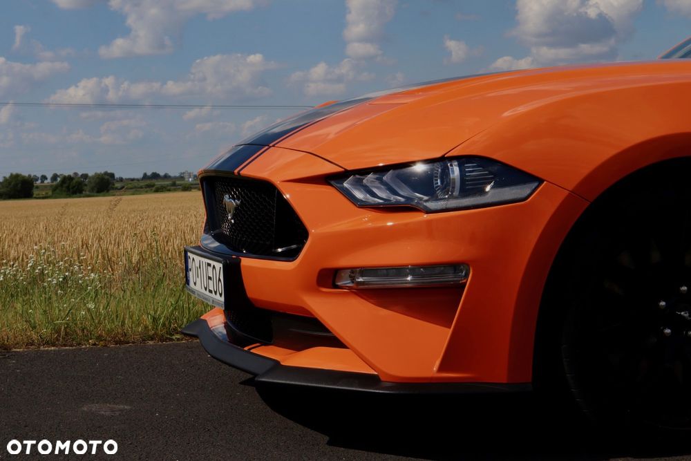 Ford Mustang - 2