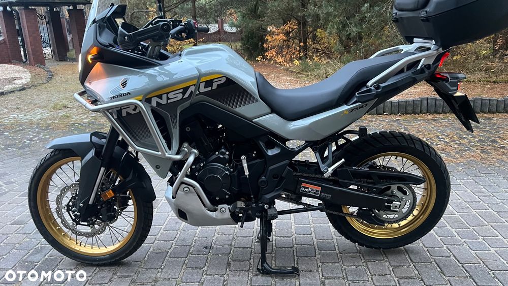 Honda Transalp - 10