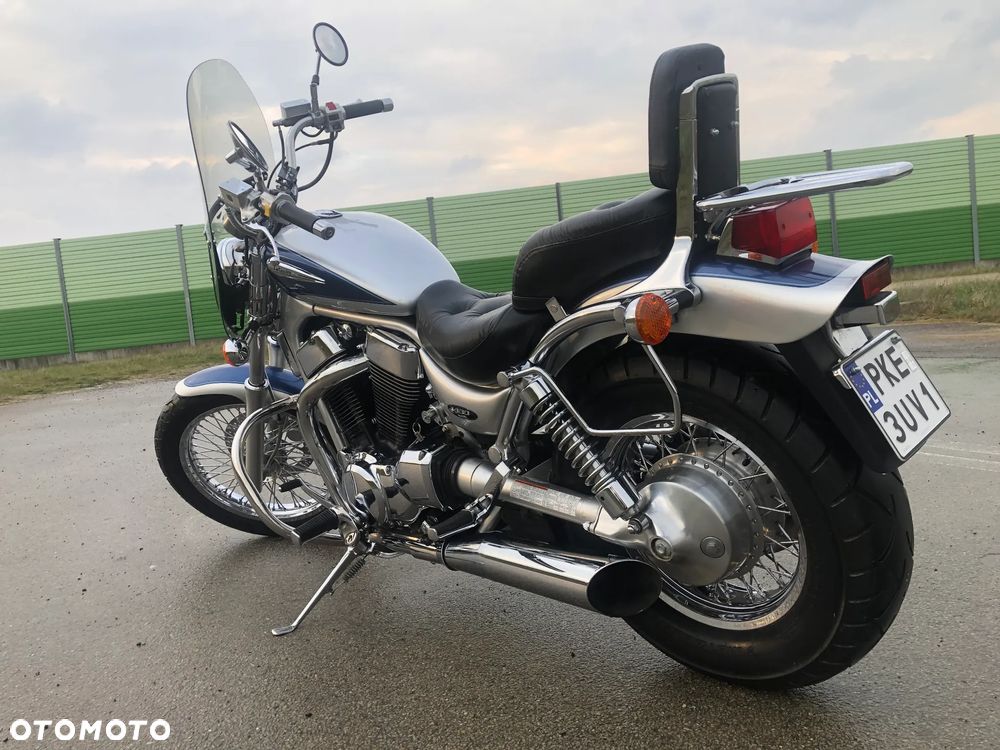 Suzuki Intruder - 4