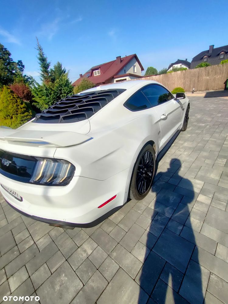 Ford Mustang 5.0 V8 GT - 5