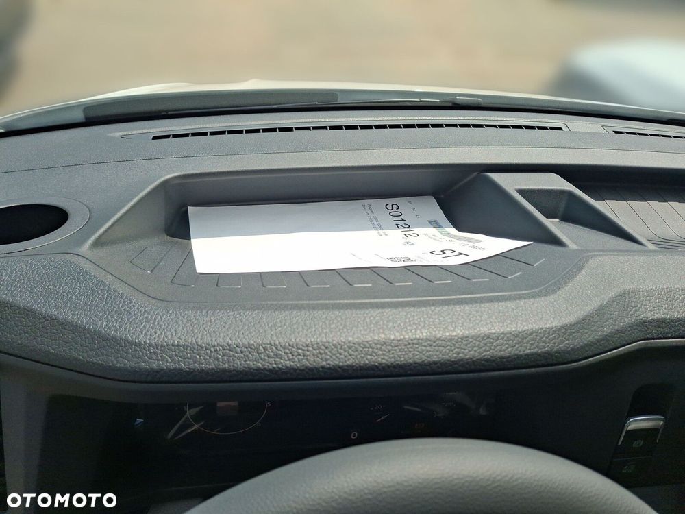 Volkswagen Crafter 35 furgon 140KM 3640 - 34