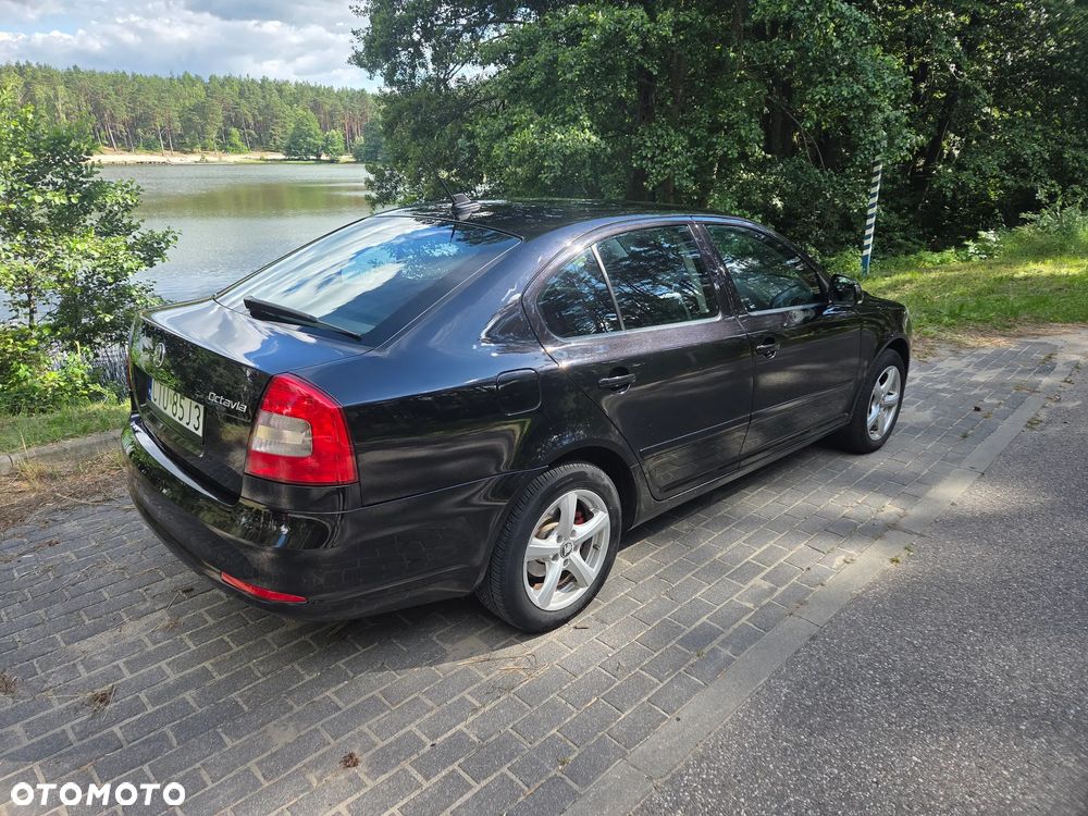Skoda Octavia 2.0 TDI Elegance - 3