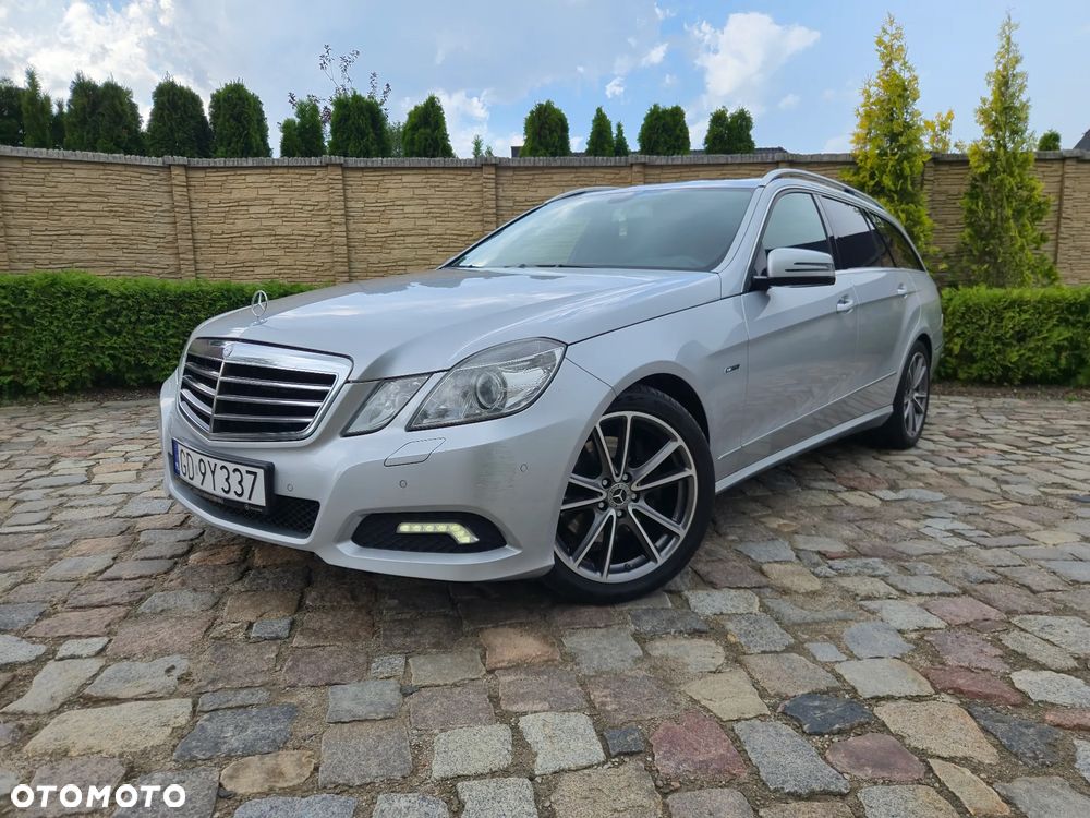 Mercedes-Benz Klasa E 350 CDI DPF BlueEFFICIENCY 7G-TRONIC Avantgarde - 15